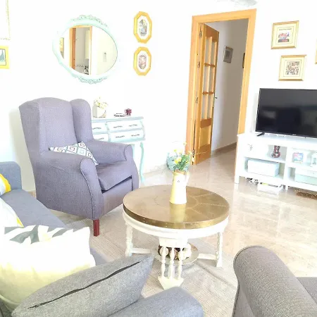 Fantastica Casa En Tropicana Сasa de vacaciones Nerja